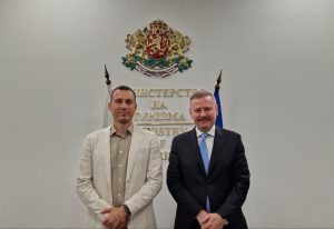 Анди Палмър: Западът може да се поучи от дългосрочното планиране на Китай