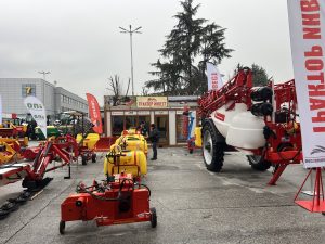 Китайският XPENG подписва допълнителен протокол с доставчици, за да извършва навременни плащания · Technode