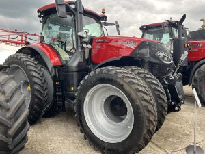 Интелигентните технологии, видени под прожекторите, но истинската звезда е човекът