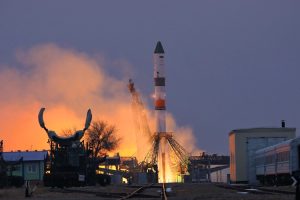 Кафе за кафе на Mixue поставя цел от 10 000 магазини за 2025 г., Очи по-високо ниво на градове · Technode