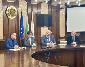Неясно посочване на данните за контакт с КЗЛД вместо тези за контакт с  администратор на лични данни
