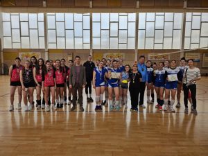 Наградиха призьорите по волейбол при девойките в „Ученическа Купа Варна 2025“