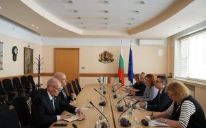 Министър Дилов и посланика на Израел у нас обсъдиха сътрудничеството в сферата на високотехнологичното производство и иновации