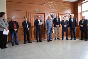 Министър Кирилов откри паметна плоча на проф. Бобев • МЗ