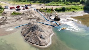 Започна прехвърлянето на вода от река Дунав към водното огледало на резервата „Сребърна“