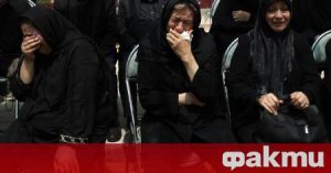 Трагичен инцидент: 15 души загинаха при падането на автобус от мост
