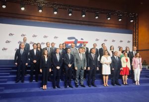 Далиан дава приоритет на бизнес средата като стратегическа мисия