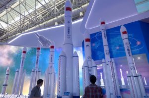 Система за издърпване на космоса: Индустриалната революция на Китай за изработка на ракети и спътници като автомобили