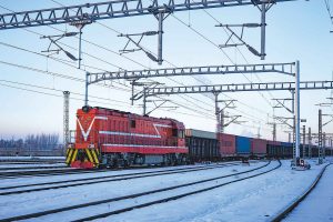 Auto Export Boom Spurs работни места, доходи в Xinjiang
