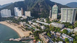 HK 1 милион долара бижута и часовници, откраднати от Repulse Bay Flat в Хонконг