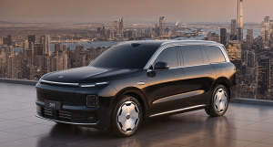 Leapmotor разкрива флагмански SUV D19 с опции BEV и EREV, 115 kWh пакет и 1000 V бързо зареждане