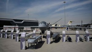 Китайските аерокосмически гиганти се стремят да увеличат продажбите на оръжие в чужбина на глобални авиошоута