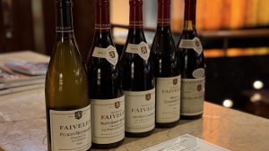 Може ли Хонконг да узрее като винен център? Френски собственик на лозя призовава за нов фокус