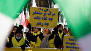 Членове на иранската диаспора в Обединеното кралство се събраха в Лондон в подкрепа на протестиращите в Иран