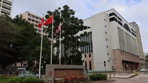 Полицията в Хонконг разследва смъртта на 80-годишен мъж, за който се предполага, че е бил повален от шофьор на такси